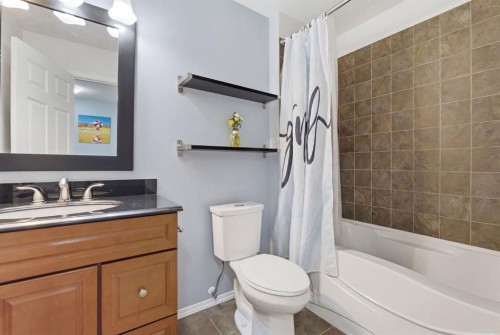 512 Panatella Square Nw, Calgary, AB - Indoor Photo Showing Bathroom