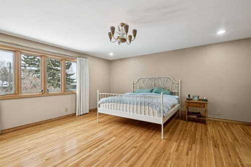 4104 Crestview Road Sw, Calgary, AB - Indoor Photo Showing Bedroom