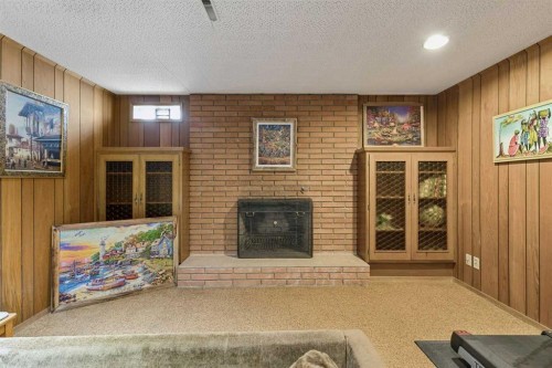 4104 Crestview Road Sw, Calgary, AB - Indoor With Fireplace