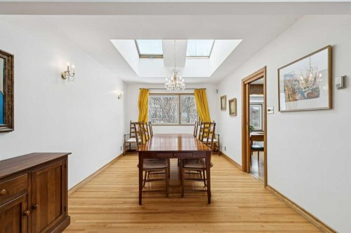 4104 Crestview Road Sw, Calgary, AB - Indoor Photo Showing Dining Room