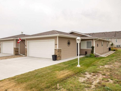 318 Whispering Way, Vulcan, AB - Outdoor
