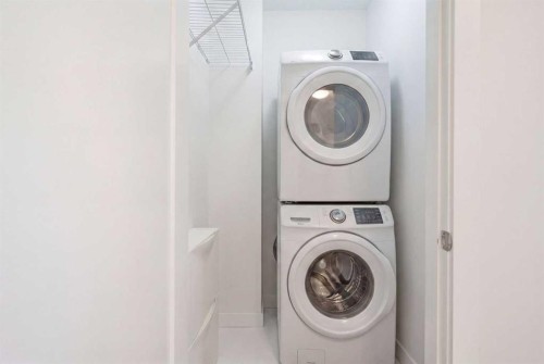 104-20 Walgrove Walk Se, Calgary, AB - Indoor Photo Showing Laundry Room