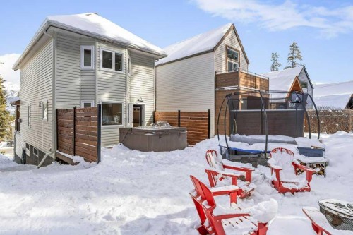 979 Wilson Way, Canmore, AB - Outdoor