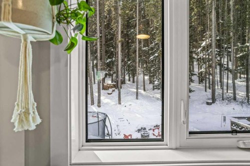 979 Wilson Way, Canmore, AB -  Photo Showing Other Room