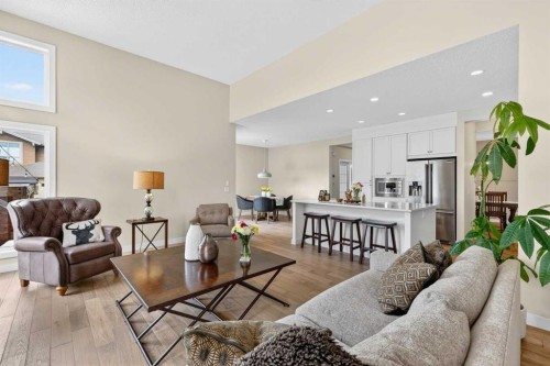 204 Walden Landing Se, Calgary, AB - Indoor Photo Showing Living Room