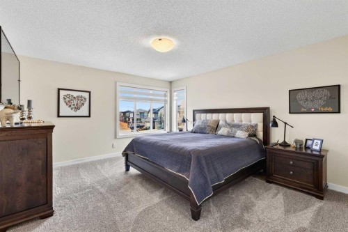 204 Walden Landing Se, Calgary, AB - Indoor Photo Showing Bedroom