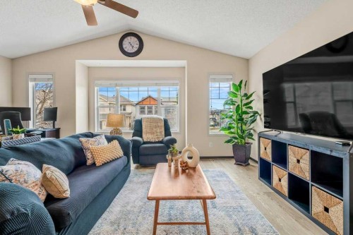 201 Pantego Road Nw, Calgary, AB - Indoor Photo Showing Living Room