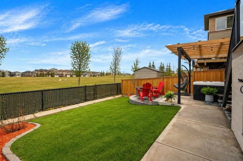 201 Pantego Road Nw, Calgary, AB - Outdoor