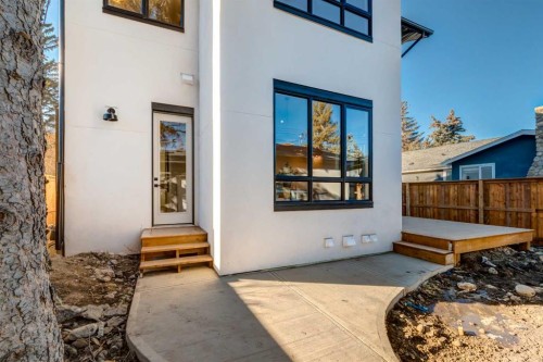 8812 33 Avenue Nw, Calgary, AB - Outdoor With Exterior