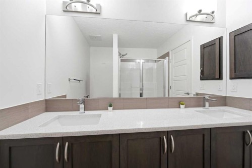 301 Nolanlake Villas Nw, Calgary, AB - Indoor Photo Showing Bathroom