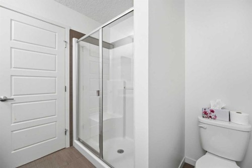 301 Nolanlake Villas Nw, Calgary, AB - Indoor Photo Showing Bathroom