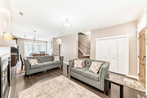 37 Skyview Ranch Gardens Ne, Calgary, AB - Indoor Photo Showing Living Room