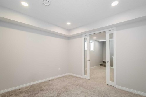 271 Windford Crescent Sw, Airdrie, AB - Indoor Photo Showing Other Room