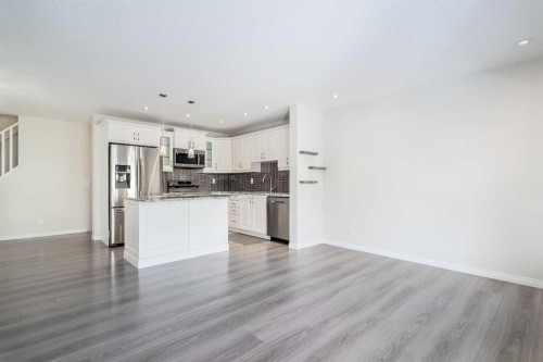 271 Windford Crescent Sw, Airdrie, AB - Indoor Photo Showing Kitchen With Stainless Steel Kitchen With Upgraded Kitchen