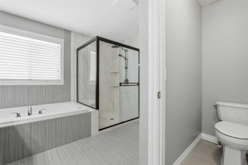 196 Evansborough Way Nw, Calgary, AB - Indoor Photo Showing Bathroom