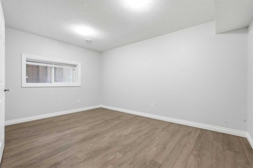 196 Evansborough Way Nw, Calgary, AB - Indoor Photo Showing Other Room