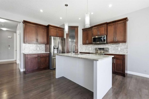 196 Evansborough Way Nw, Calgary, AB - Indoor Photo Showing Kitchen With Upgraded Kitchen