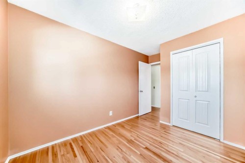 60 Huntham Road Ne, Calgary, AB - Indoor Photo Showing Other Room
