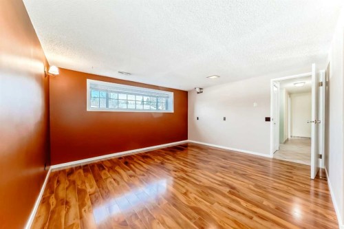60 Huntham Road Ne, Calgary, AB - Indoor Photo Showing Other Room