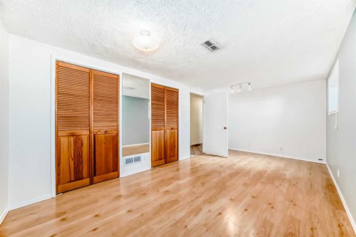 60 Huntham Road Ne, Calgary, AB - Indoor Photo Showing Other Room