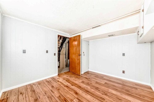 60 Huntham Road Ne, Calgary, AB - Indoor Photo Showing Other Room