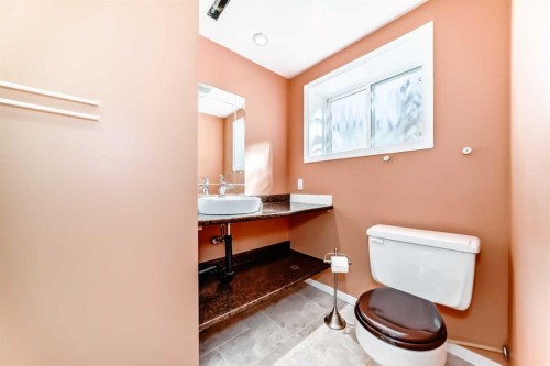 60 Huntham Road Ne, Calgary, AB - Indoor Photo Showing Bathroom