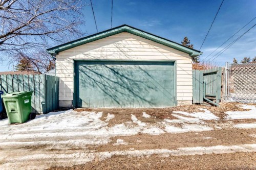 60 Huntham Road Ne, Calgary, AB - Outdoor