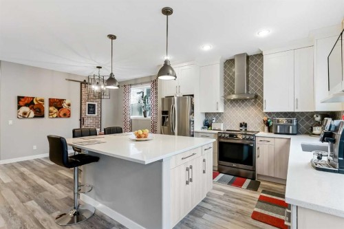 173 Auburn Sound Close Se, Calgary, AB - Indoor Photo Showing Kitchen With Upgraded Kitchen