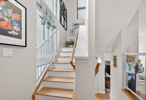 86 Inglewood Point Se, Calgary, AB - Indoor Photo Showing Other Room