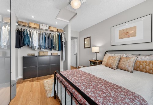 86 Inglewood Point Se, Calgary, AB - Indoor Photo Showing Bedroom