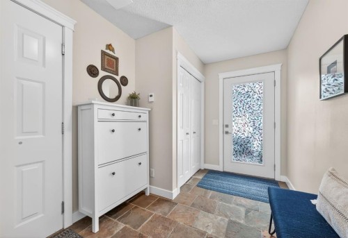 86 Inglewood Point Se, Calgary, AB - Indoor Photo Showing Other Room
