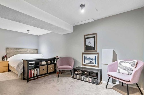 3510 21 Street Sw, Calgary, AB - Indoor Photo Showing Bedroom