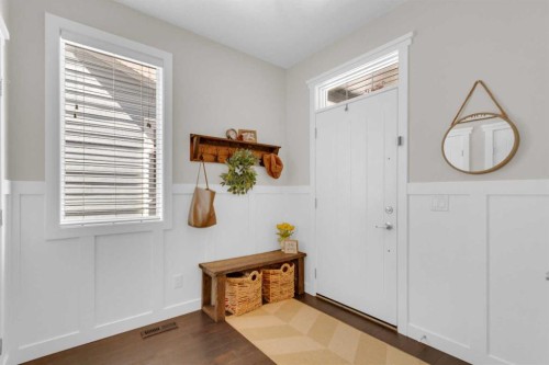 21 Masters Place Se, Calgary, AB - Indoor Photo Showing Other Room
