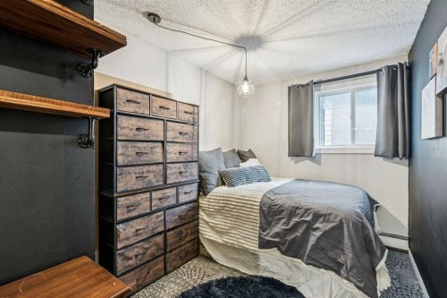 203-431 1 Avenue Ne, Calgary, AB - Indoor Photo Showing Bedroom