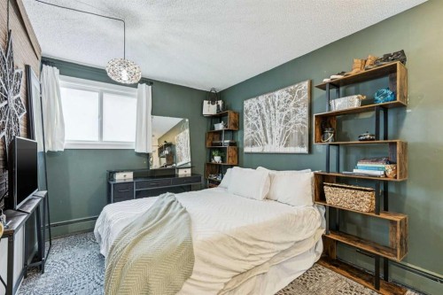 203-431 1 Avenue Ne, Calgary, AB - Indoor Photo Showing Bedroom