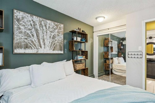 203-431 1 Avenue Ne, Calgary, AB - Indoor Photo Showing Bedroom