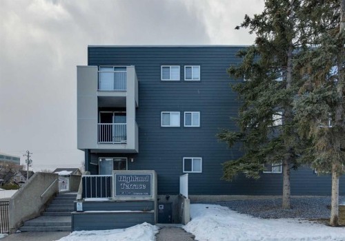 203-431 1 Avenue Ne, Calgary, AB - Outdoor