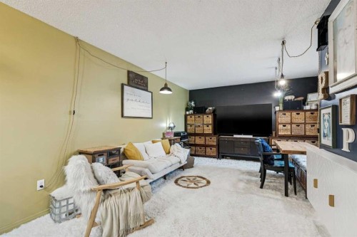 203-431 1 Avenue Ne, Calgary, AB - Indoor