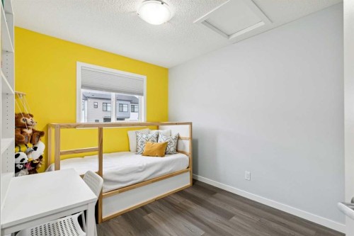 27 Masters Manor Se, Calgary, AB - Indoor Photo Showing Bedroom