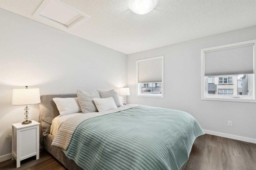 27 Masters Manor Se, Calgary, AB - Indoor Photo Showing Bedroom