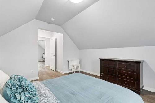 27 Masters Manor Se, Calgary, AB - Indoor Photo Showing Bedroom
