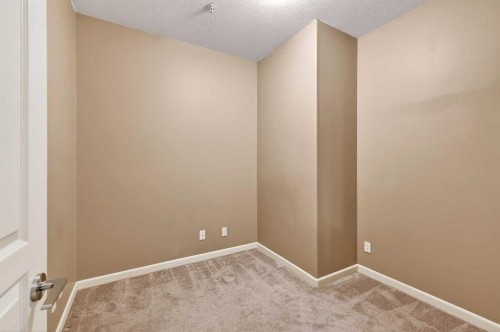 137-52 Cranfield Link Se, Calgary, AB - Indoor Photo Showing Other Room