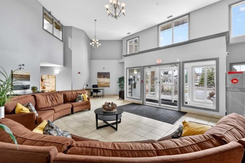 137-52 Cranfield Link Se, Calgary, AB - Indoor Photo Showing Living Room