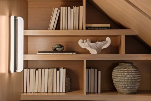 6 Stanley Crescent Sw, Calgary, AB - Indoor Photo Showing Other Room