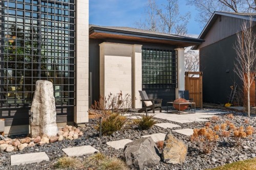 6 Stanley Crescent Sw, Calgary, AB - Outdoor