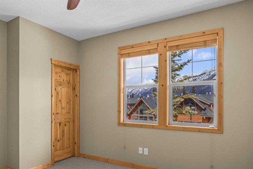 202-70 Dyrgas Gate, Canmore, AB - Indoor Photo Showing Other Room