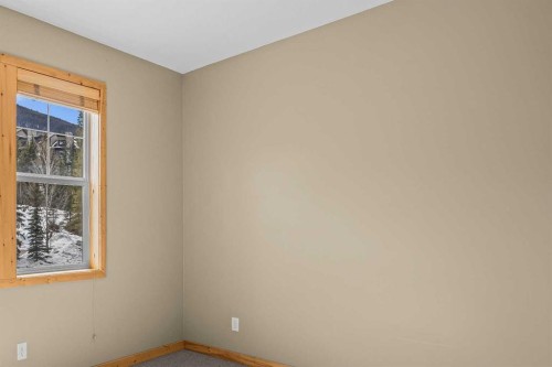 202-70 Dyrgas Gate, Canmore, AB - Indoor Photo Showing Other Room