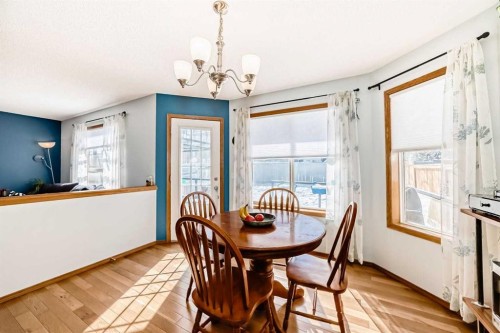 15 Citadel Meadow Grove Nw, Calgary, AB - Indoor Photo Showing Dining Room