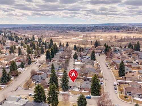 931 Parkwood Drive Se, Calgary, AB - Outdoor With View