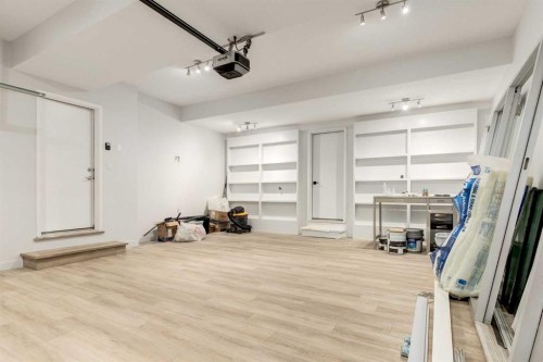 121 Walden Lane Se, Calgary, AB - Indoor
